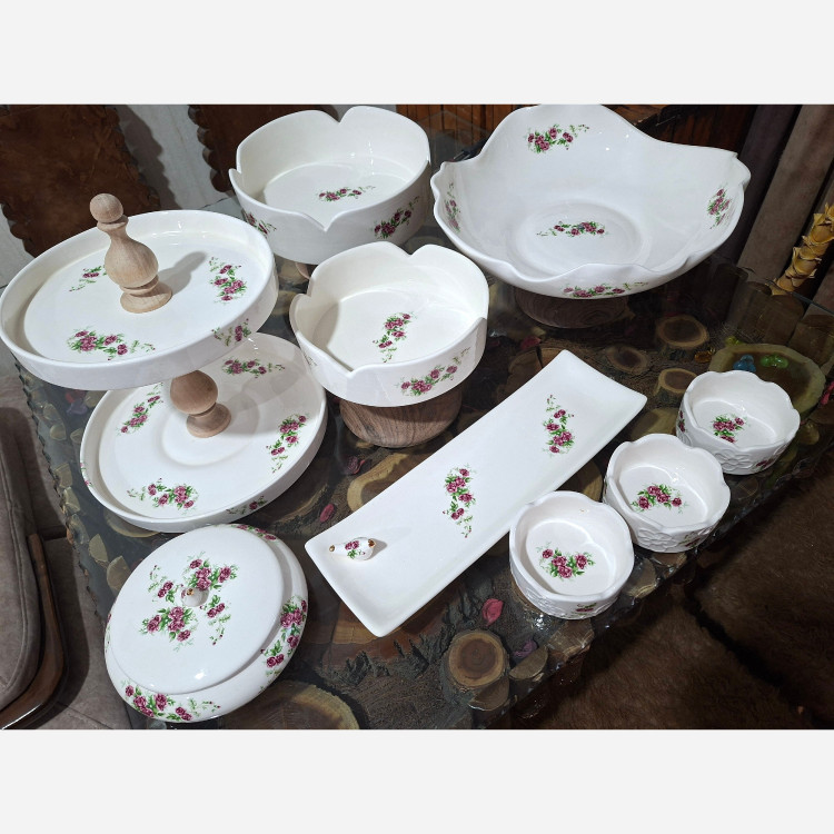 سرویس پذیرایی گل سرخی (پس کرایه )(ضمانت ارسال )