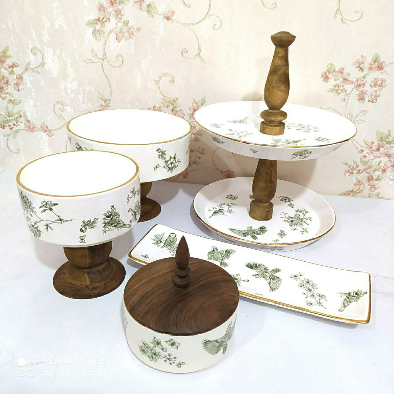سرویس پذیرایی پرنده سبز ( ضمانت ارسال ) )