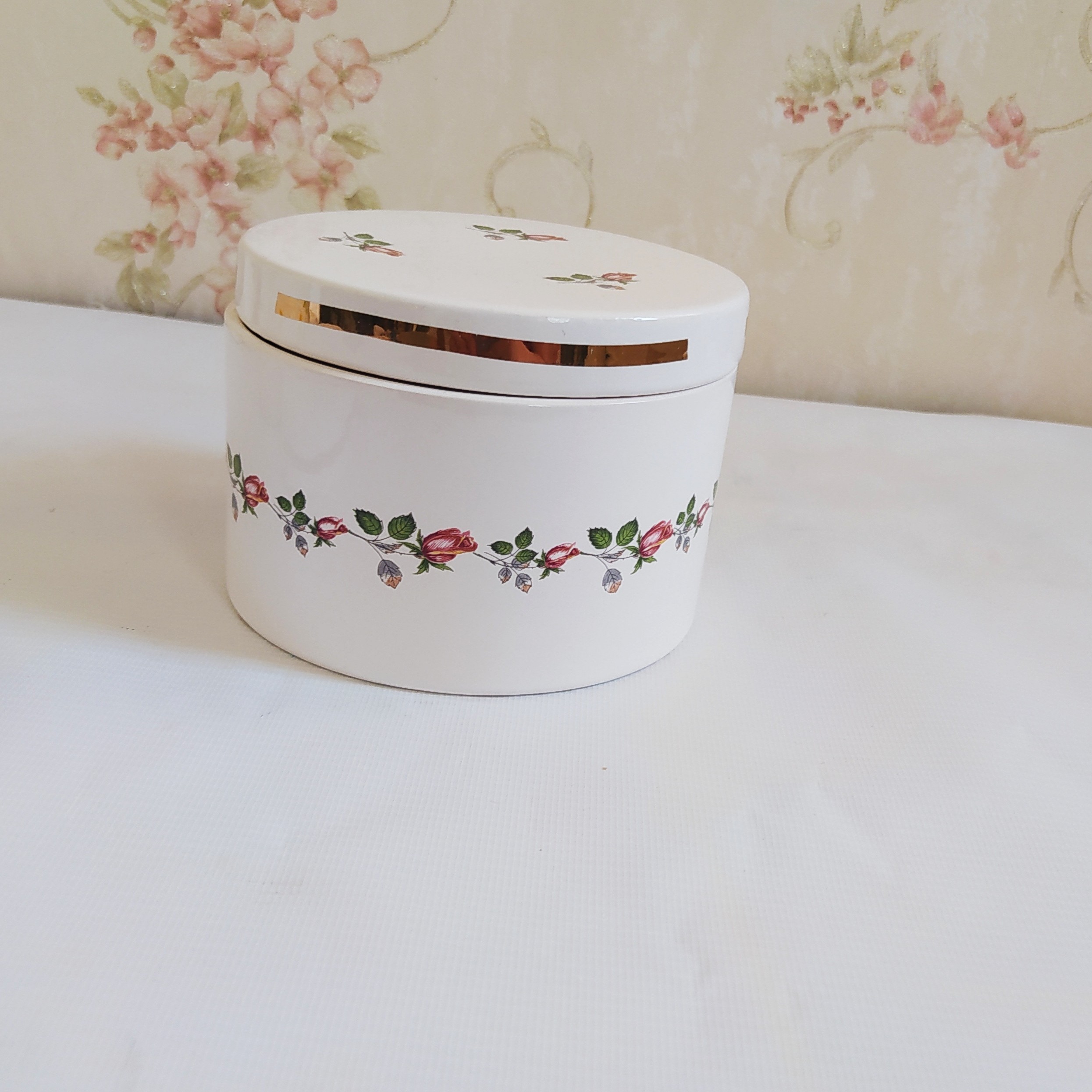 شکلات خوری گرد سرامیک دستساز (پس کرایه)