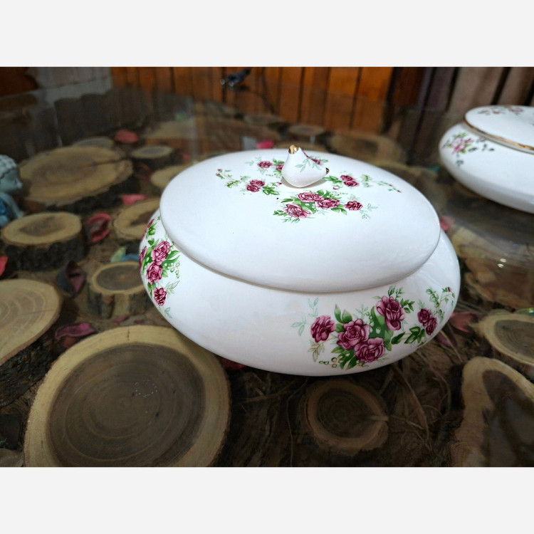 شکلات خوری (پس کرایه ، ضمانت ارسال )